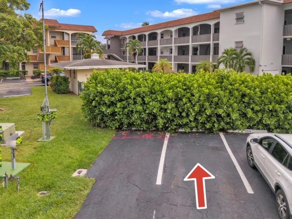 Garden Isles, 651 Pine Dr #204, Pompano Beach, Florida 33060, image 3