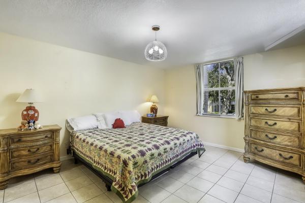 Sheridan Beach Club, 609 E Sheridan St #208, Dania Beach, Florida 33004, image 1