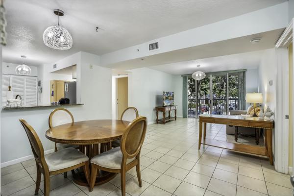 Sheridan Beach Club, 609 E Sheridan St #208, Dania Beach, Florida 33004, image 3