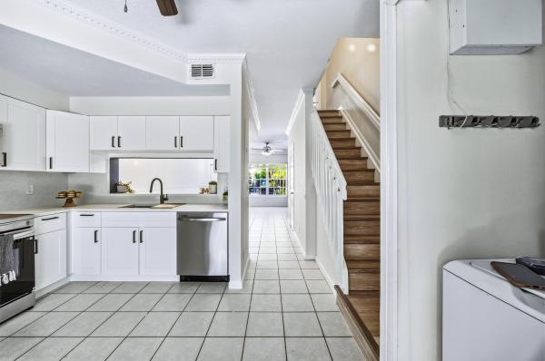 Coral Reef Club, 9872 NW 56th Pl, Coral Springs, Florida 33076, image 3