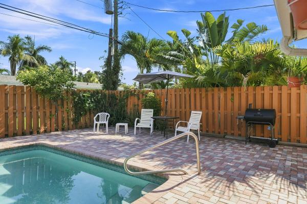 Avalon Garden Estates, 2511 NE 12th Ct, Pompano Beach, Florida 33062, image 1