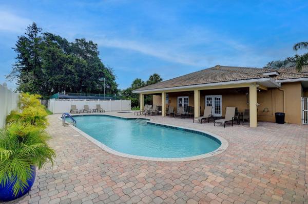 Palm Beach Bath & Tennis, 13275 Royale Sabal Ct, Delray Beach, Florida 33484, image 2