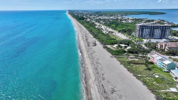 Ocean View, 651 Hernando St, Fort Pierce, Florida 34949, image 2