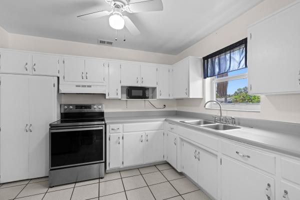 Venetian Park, 1054 Old Boynton Rd, Boynton Beach, Florida 33426, image 3