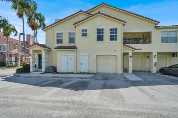The Residences Of Belmont At Boynton Beach, 709 Belmont Pl, Boynton Beach, Florida 33436, image 3
