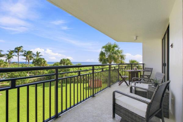 The Barclay Beach Club, 2800 N Highway A1a #302, Fort Pierce, Florida 34949, image 2