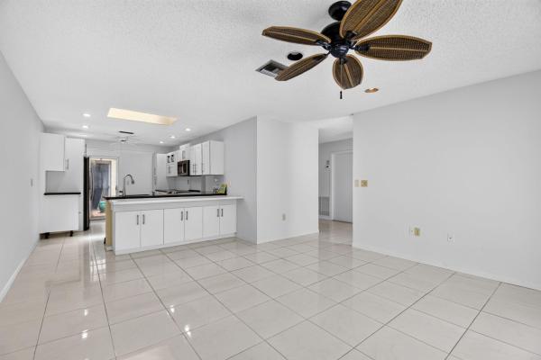 6747 Starkeys Pl, Lake Worth, Florida 33467, image 2