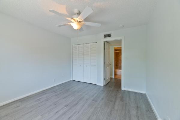 Brookfield Gardens North, 706 SE 2nd Ave #429, Deerfield Beach, Florida 33441, image 1