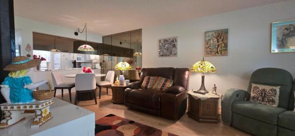 Nassau Village, 2601 Nassau Bnd #E1, Coconut Creek, Florida 33066, image 2