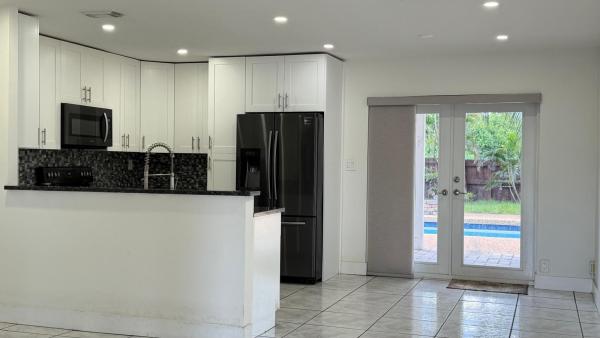 Pompano Golf Estates, 630 NE 23rd Ct, Pompano Beach, Florida 33064, image 1