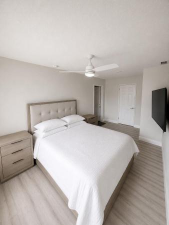 North Andrews Gardens, 4730 NE 3rd Ave, Oakland Park, Florida 33334, image 1