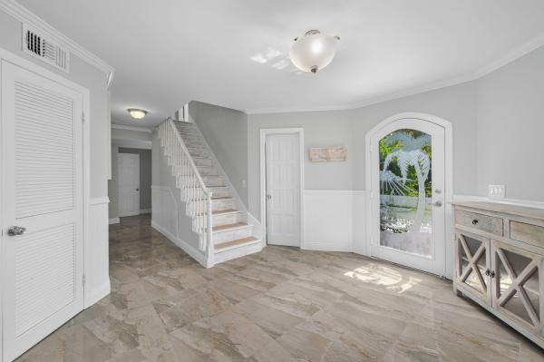 Queens Cove, 121 Queen Eugenia Ct, Fort Pierce, Florida 34949, image 2