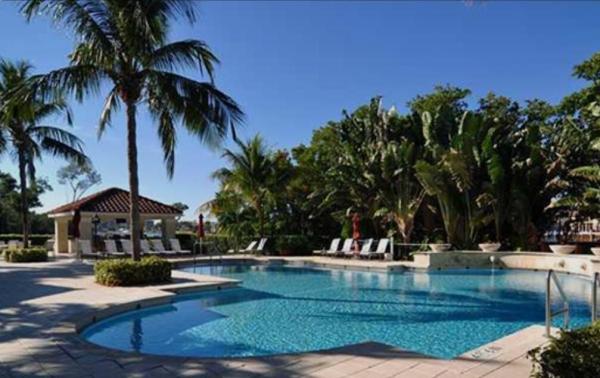 Highland Beach Club, 3606 S Ocean Blvd #401, Highland Beach, Florida 33487, image 2