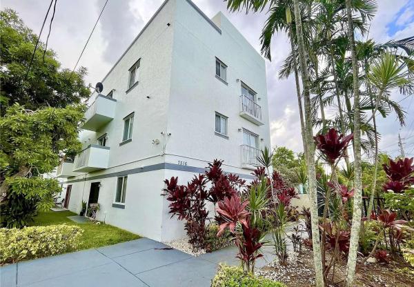 Le Terrace, 7516 NE 1st Ave #302, Miami, Florida 33138, image 2
