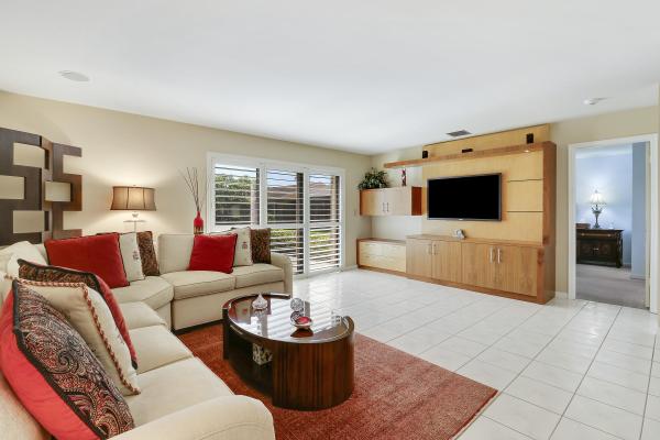 Mirror Lakes, 5481 Mirror Lakes Blvd, Boynton Beach, Florida 33472, image 2