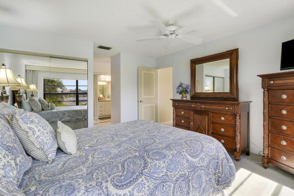 Mirror Lakes, 5481 Mirror Lakes Blvd, Boynton Beach, Florida 33472, image 1