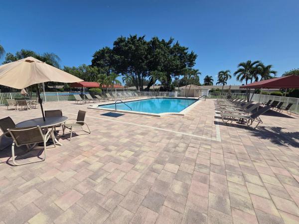8590 Chevy Chase Dr #130, Boca Raton, Florida 33433, image 2