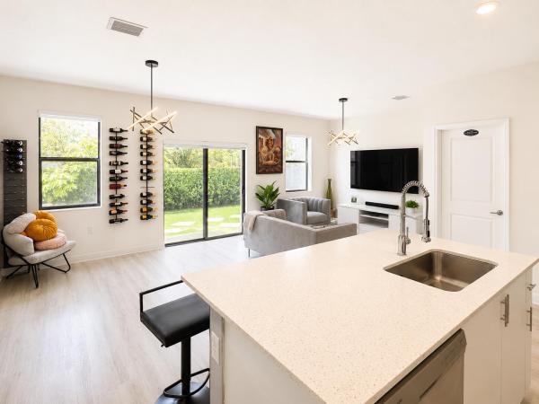 Viewpoint At Vista Lago, 424 NW 203rd Ter, Miami Gardens, Florida 33169, image 3