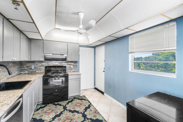 Boca Teeca, 6500 NW 2nd Ave #5130, Boca Raton, Florida 33487, image 1