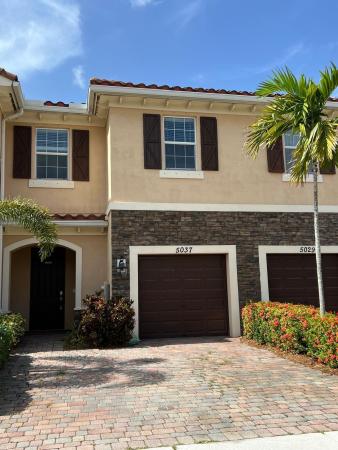 Charleston Commons, 5037 Ashley River Rd, West Palm Beach, Florida 33417, image 1