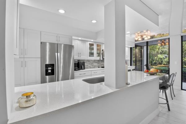 Laurel Oaks At Boca West Country Club, 20090 Boca West Dr #317, Boca Raton, Florida 33434, image 3