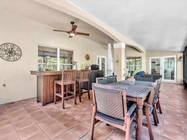 Chapel Oaks, 420 NW 188th Ter, Pembroke Pines, Florida 33029, image 3