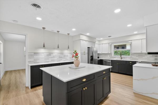 Yacht Harbor Manor, 1221 Singer Dr, Riviera Beach, Florida 33404, image 1