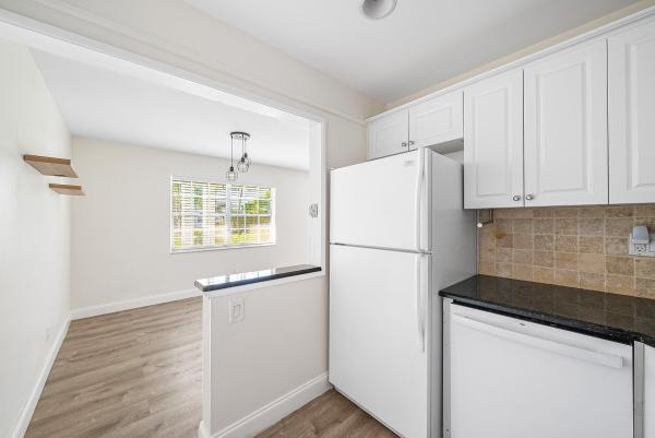 Maybury Mansions, 2455 NE 51st St #E-102, Fort Lauderdale, Florida 33308, image 2