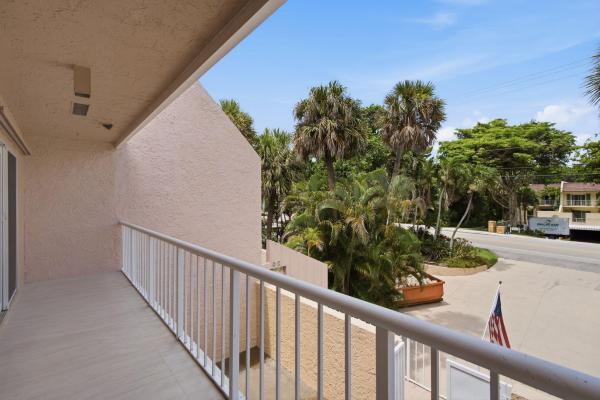 Hillsboro Square, 1173 Hillsboro Mile #2-2, Hillsboro Beach, Florida 33062, image 3