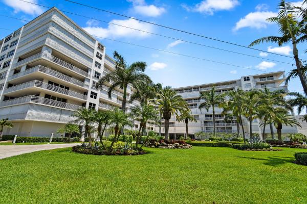 The Barclay, 3546 S Ocean Blvd #322, South Palm Beach, Florida 33480, image 2