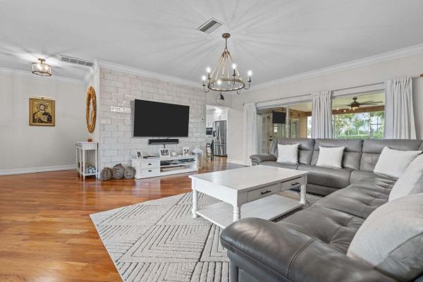 Sherwood Park, 3929 Lowson Blvd, Delray Beach, Florida 33445, image 1