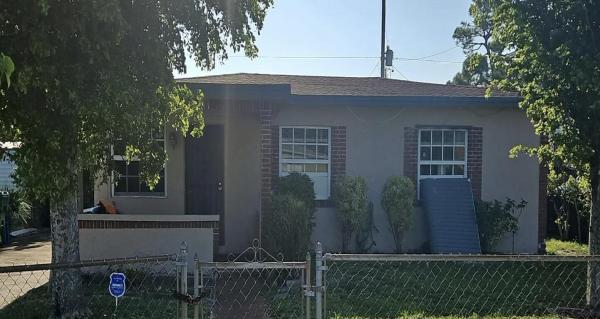 Boulevard Gardens, 430 NW 30th Ave, Fort Lauderdale, Florida 33311, image 1