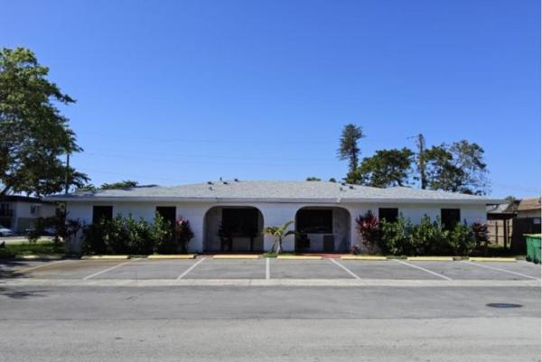 Sunshine Villas, 5201 NW 18th Ct, Lauderhill, Florida 33313, image 2