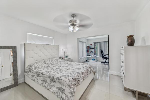 Paradise Gardens 4, 7190 NW 10th Ct, Margate, Florida 33063, image 2