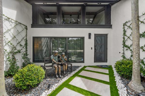 Amberwoods, 6299 Hollandaire Dr E, Boca Raton, Florida 33433, image 2