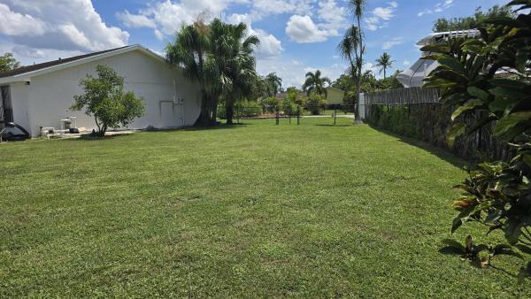 Crestwood, 118 Cambridge Ln, Royal Palm Beach, Florida 33411, image 3