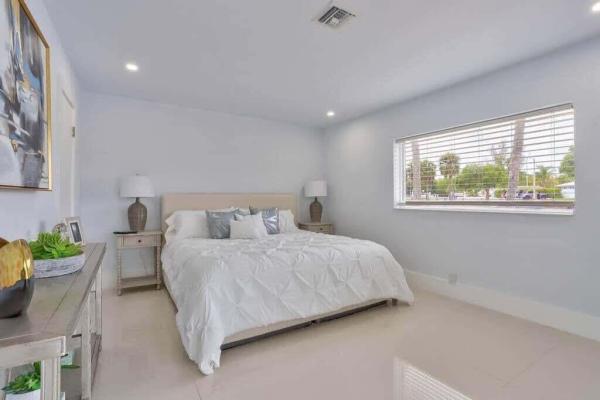Poinsettia Heights River, 1631 Poinsettia Dr, Fort Lauderdale, Florida 33305, image 1