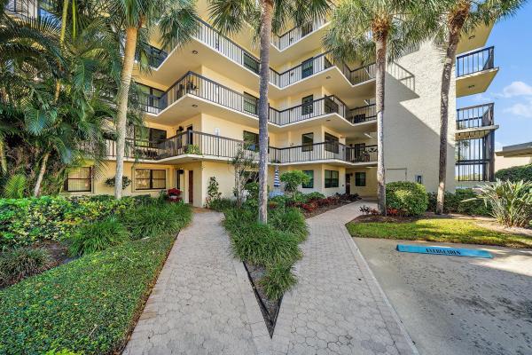 Everglades, 374 Golfview Rd #405, North Palm Beach, Florida 33408, image 3