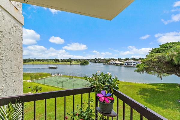 Everglades, 374 Golfview Rd #405, North Palm Beach, Florida 33408, image 1