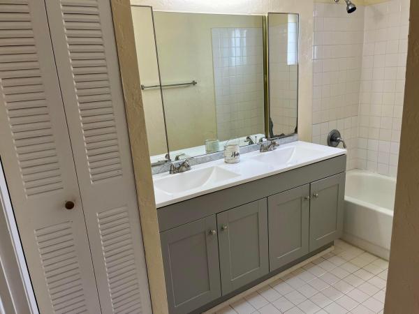 Cross Creek Townhomes, 2317 SW 82nd Ter, North Lauderdale, Florida 33068, image 2
