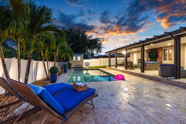 533 NE 1st Ave, Deerfield Beach, Florida 33441, image 2
