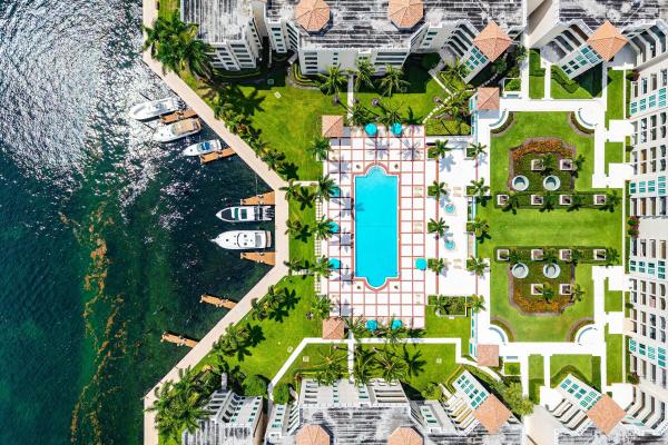 Mizner Court, 120 SE 5th Ave #223, Boca Raton, Florida 33432, image 2