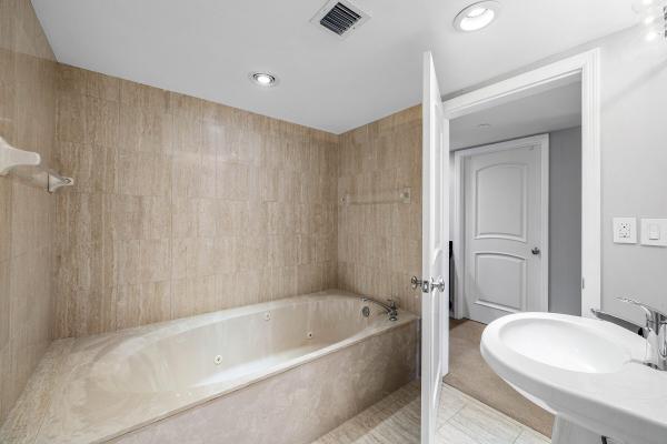 Mizner Court, 120 SE 5th Ave #223, Boca Raton, Florida 33432, image 3
