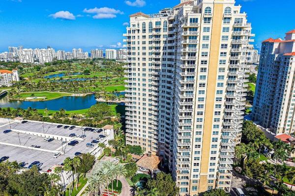 Turnberry On The Green, 19501 W Country Club Dr #414, Aventura, Florida 33180, image 3
