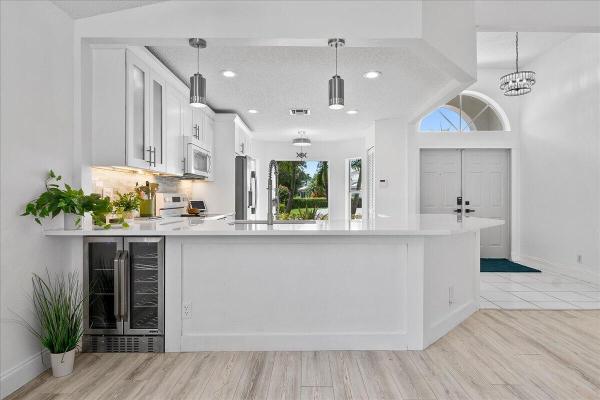 Lakefield North, 1820 S Club Dr, Wellington, Florida 33414, image 2