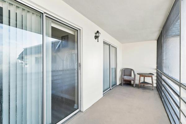 2920 Cynthia Ln #202, Lake Worth Beach, Florida 33461, image 3