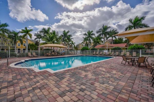 Canterbury Place At Abacoa, 615 Dakota Dr, Jupiter, Florida 33458, image 2