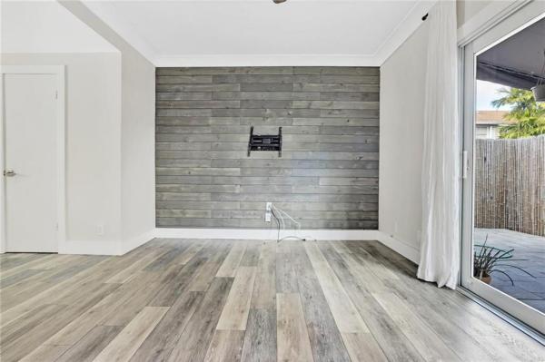 Edgewater Townhomes, 1861 NE 15th Ave, Fort Lauderdale, Florida 33305, image 1