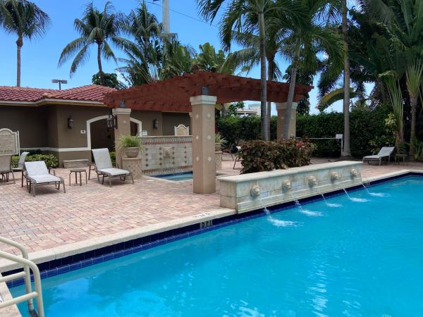Montecito Palm Beach, 616 Clearwater Park Rd #207, West Palm Beach, Florida 33401, image 1