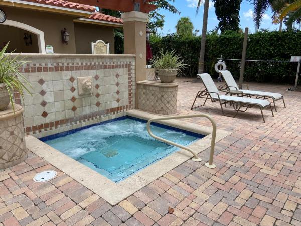 Montecito Palm Beach, 616 Clearwater Park Rd #207, West Palm Beach, Florida 33401, image 3